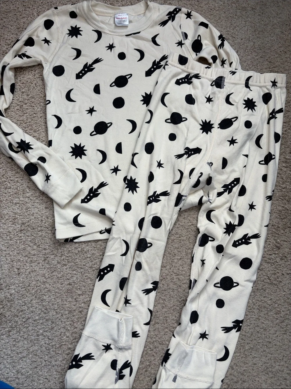 Hanna Andersson Space PJ set, 10